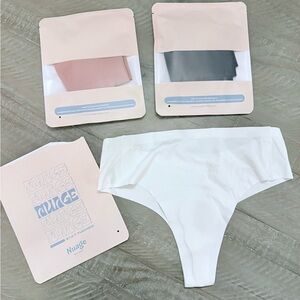 Nuage Seamless Anti Camel Toe Thong  Underwear Set in Off White, Black, and Pink